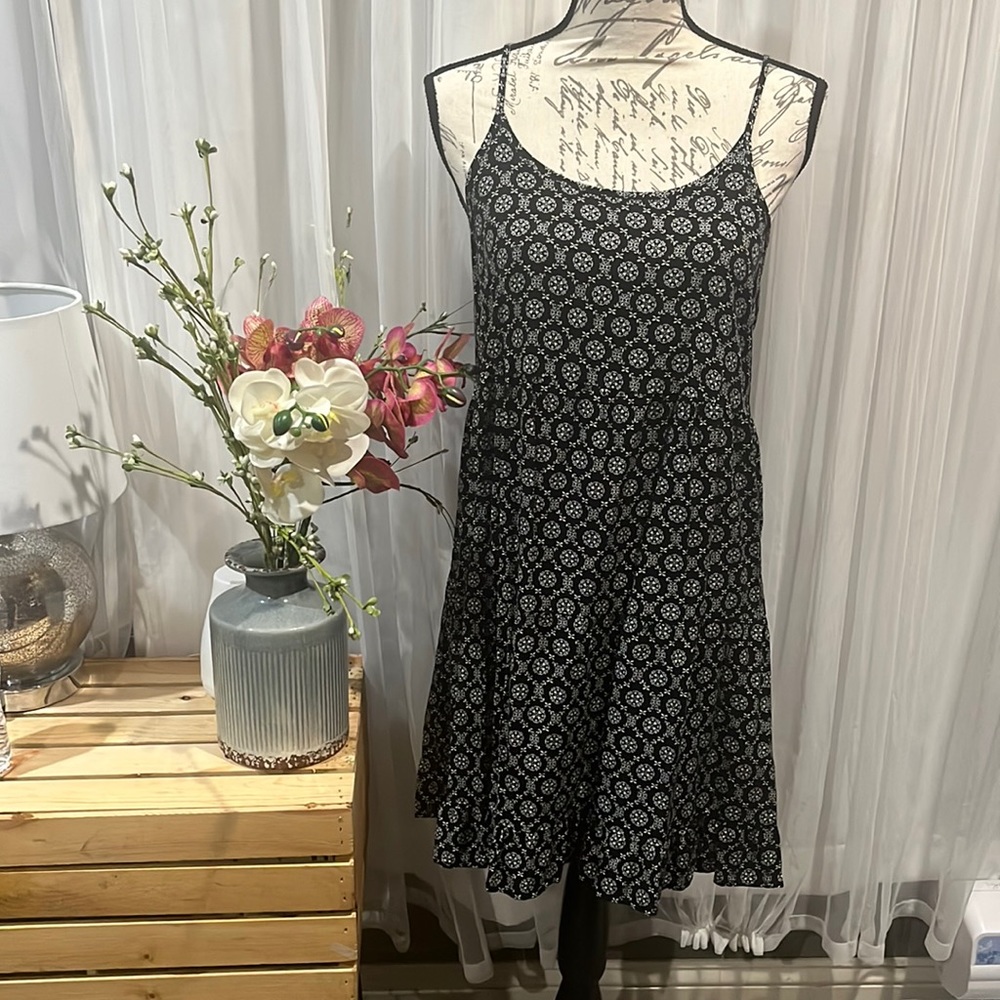 From the brand SO in a size small , color black with white accents